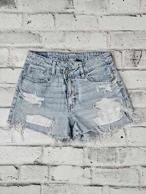 American Eagle Distressed Denim Cutoff Shorts Light Wash Size 2